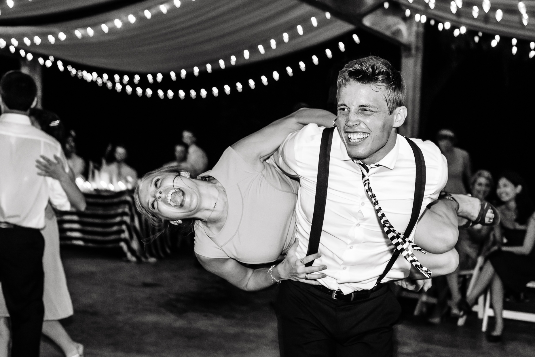 Austin-Wedding-Photographer-Reception-Dance-Party-Fun