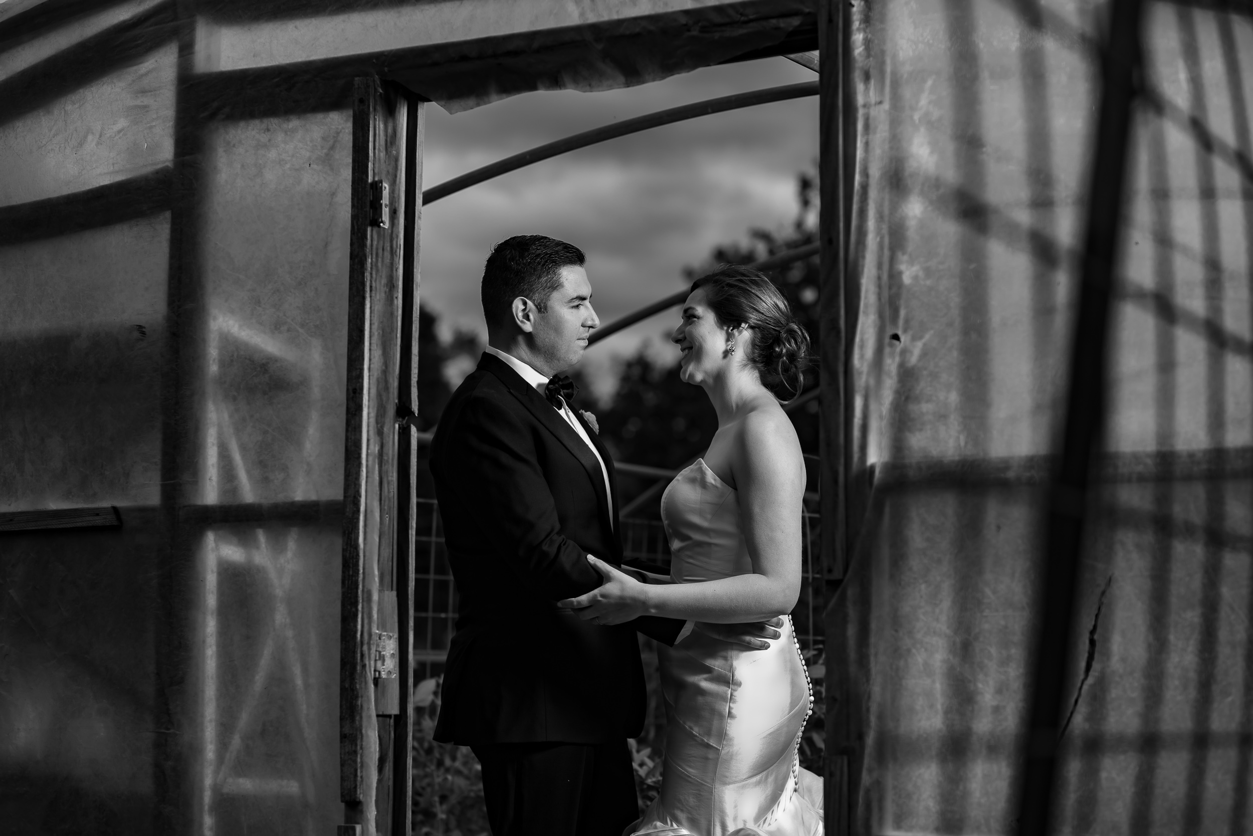 Eden-east-austin-farm-wedding-photographers-texas-portrait-bride-groom